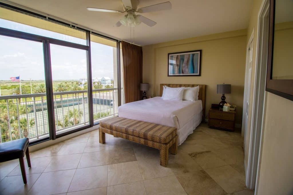 Galvestonian Condo Resort on 1 Beach & Lowest Price Guarantee