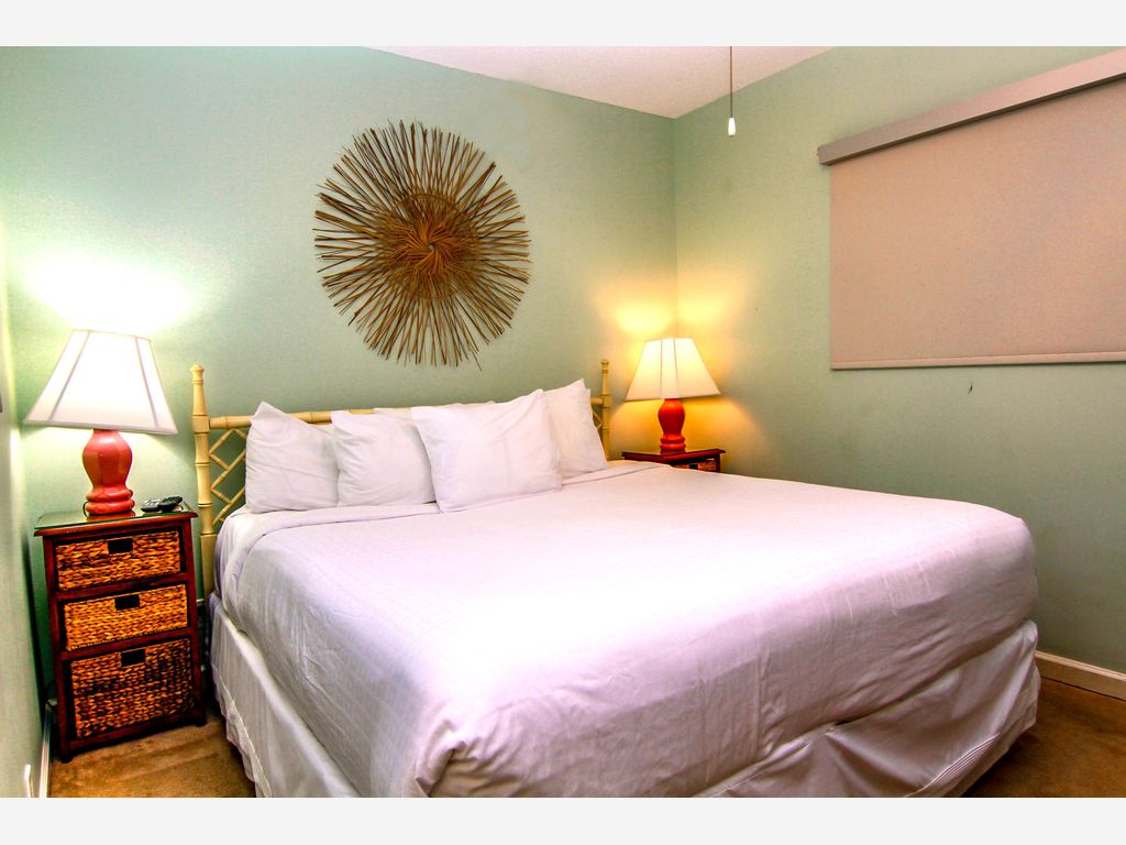 0803 – 2 Bedroom 2 Bath
