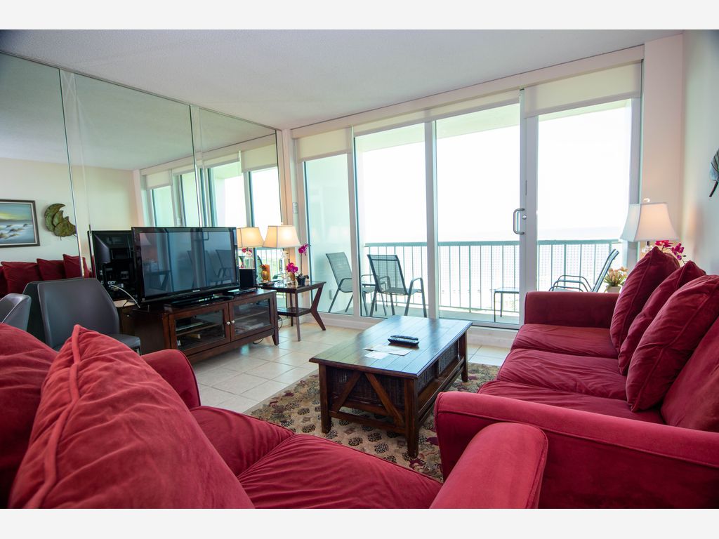 0907 – 1 Bedroom 1 Bath Deluxe